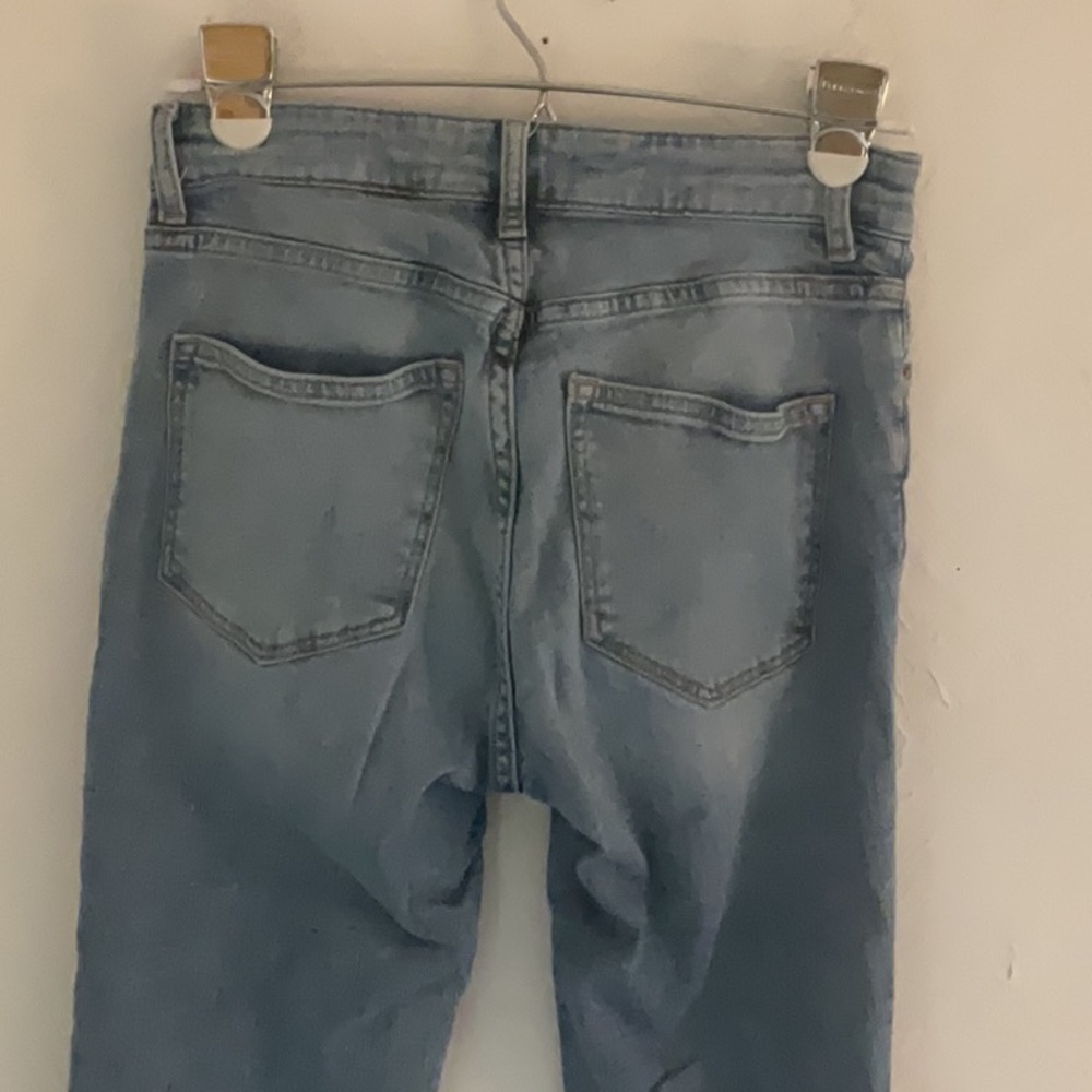 Sale1 H&M Skinny Mid Rise Jeans, Size 4, Light Blue Denim - Picture 5 of 9